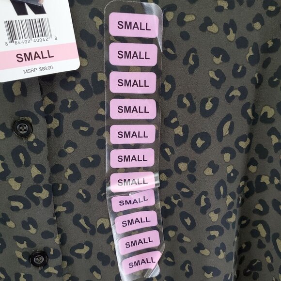 Chelsea & Theodore Top Womens Small Olive Green Leopard Print Button-Up *NWT* - Picture 2 of 11